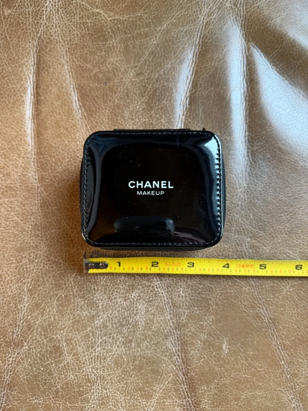 CHANEL Black Patent Makeup Pouch with White Logo - Picture 3 of 5